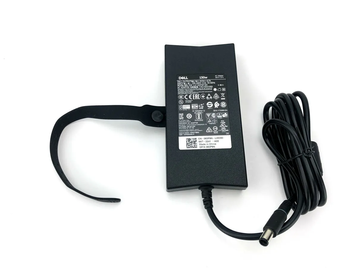 DELL DELL LA130PM121 19.5V 6.7A 130W ac adapter — product photo