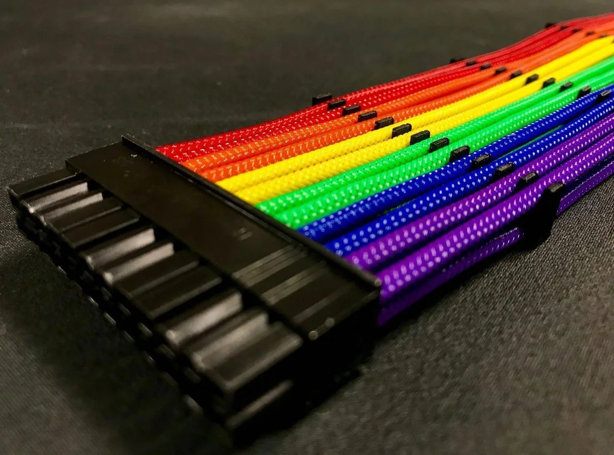 Darkside Darkside 24-Pin ATX 12" HSL Single Braid Extension Cable Rainbow internal power cable — product photo