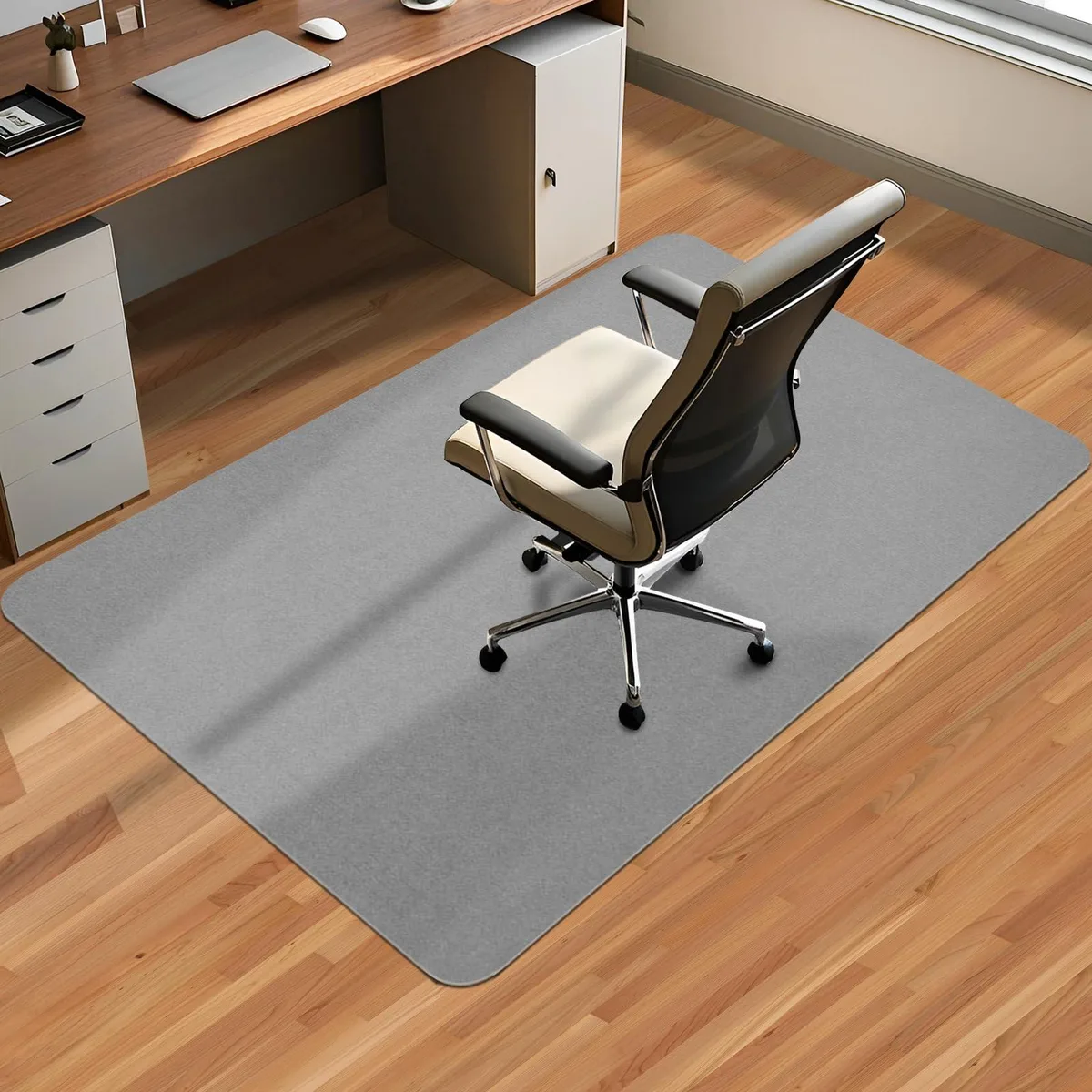 Light grey square polyester mat, 36 by 55 inches, low profile
