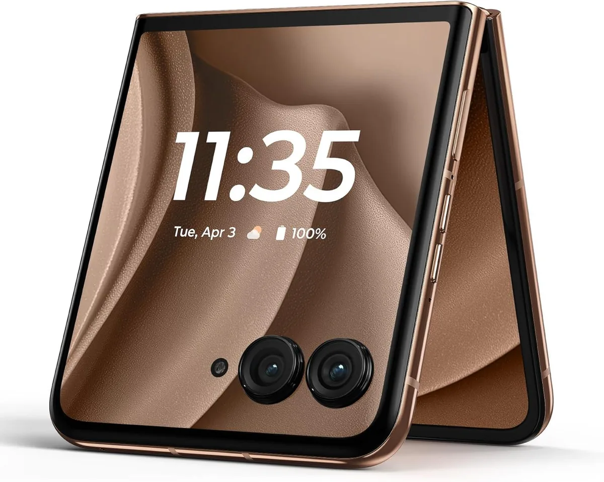 Motorola Motorola Razr+ 2025 12/256GB Pantone Mocha Mousse — product photo