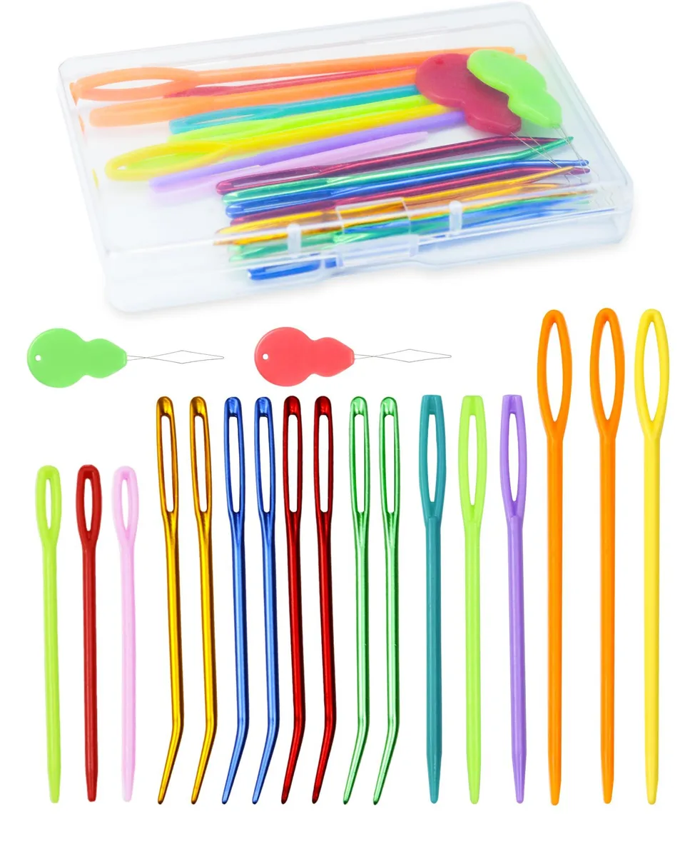 Multi-color plastic yarn needle set in storage box, 19 pieces including bent tapestry