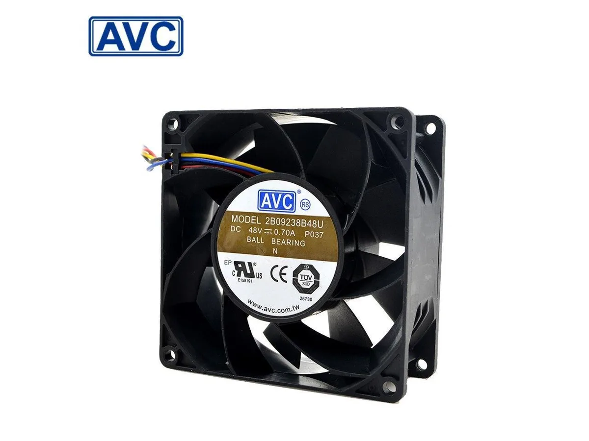 Fans Fans 92 mm 38 mm 48 V 4-wire radiator fan with terminal converter — product photo