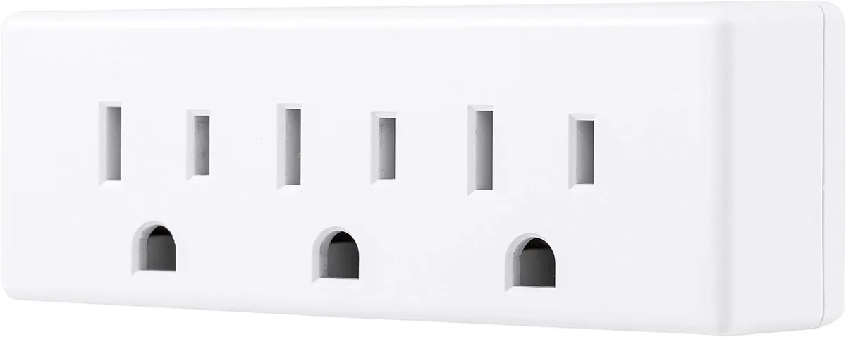 GE GE 3-Outlet Wall Tap 1875 W White 52203 — product photo