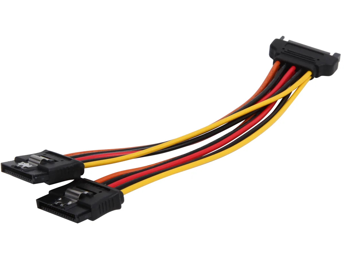 STARTECH STARTECH PYO2LSATA 6 in SATA Power Y Splitter Cable 15 pin — product photo