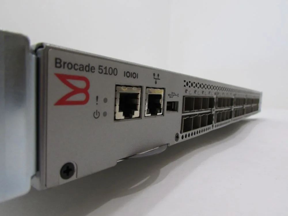 Brocade Brocade BR-5120-0008 24-Port Fibre Channel Switch 24x 8GB SFP Dual Power Rails — product photo