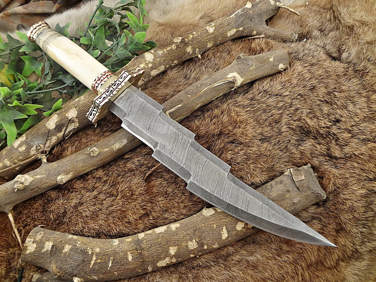 Damascus Depot Damascus Depot 14.5" Zig Zag Blade Hunting Knife 9" Camel Bone Brass Scale — product photo