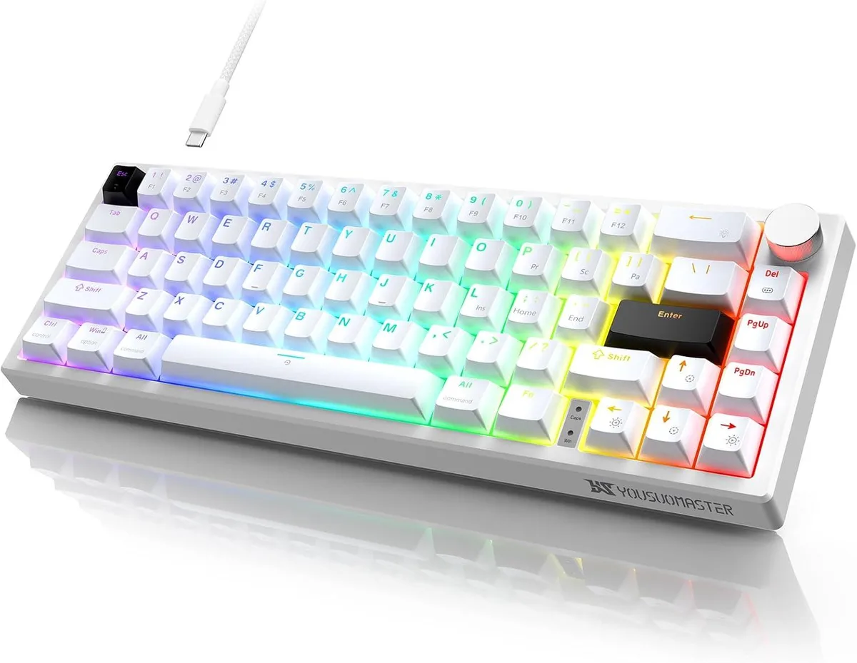 usbroway usbroway X82 60% 66-key wired gaming keyboard with volume knob — product photo