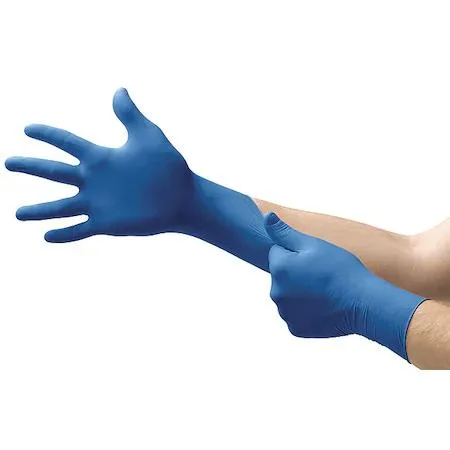 A box of 100 blue nitrile gloves, medium size