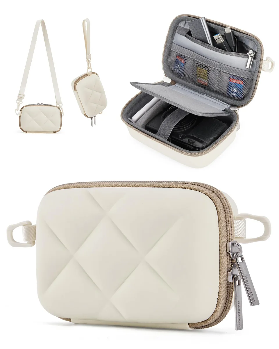 BAGSMART Camera Case 6.5 x 4.13 x 4.46 in — product photo