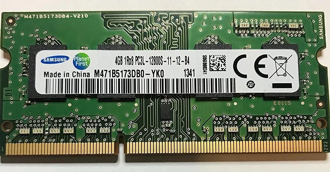SAMSUNG SAMSUNG 4 GB DDR3 1600 MHz CL11 1.35 V 204-pin SODIMM laptop RAM — product photo