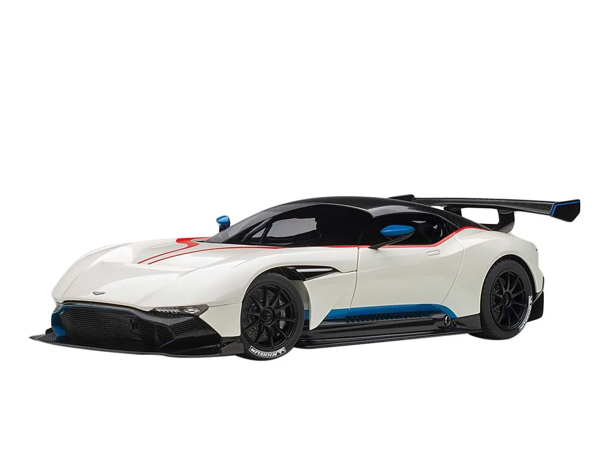 Autoart Autoart Aston Martin Vulcan Stratus White Red Blue Stripes 1/18 hobby collectible — product photo
