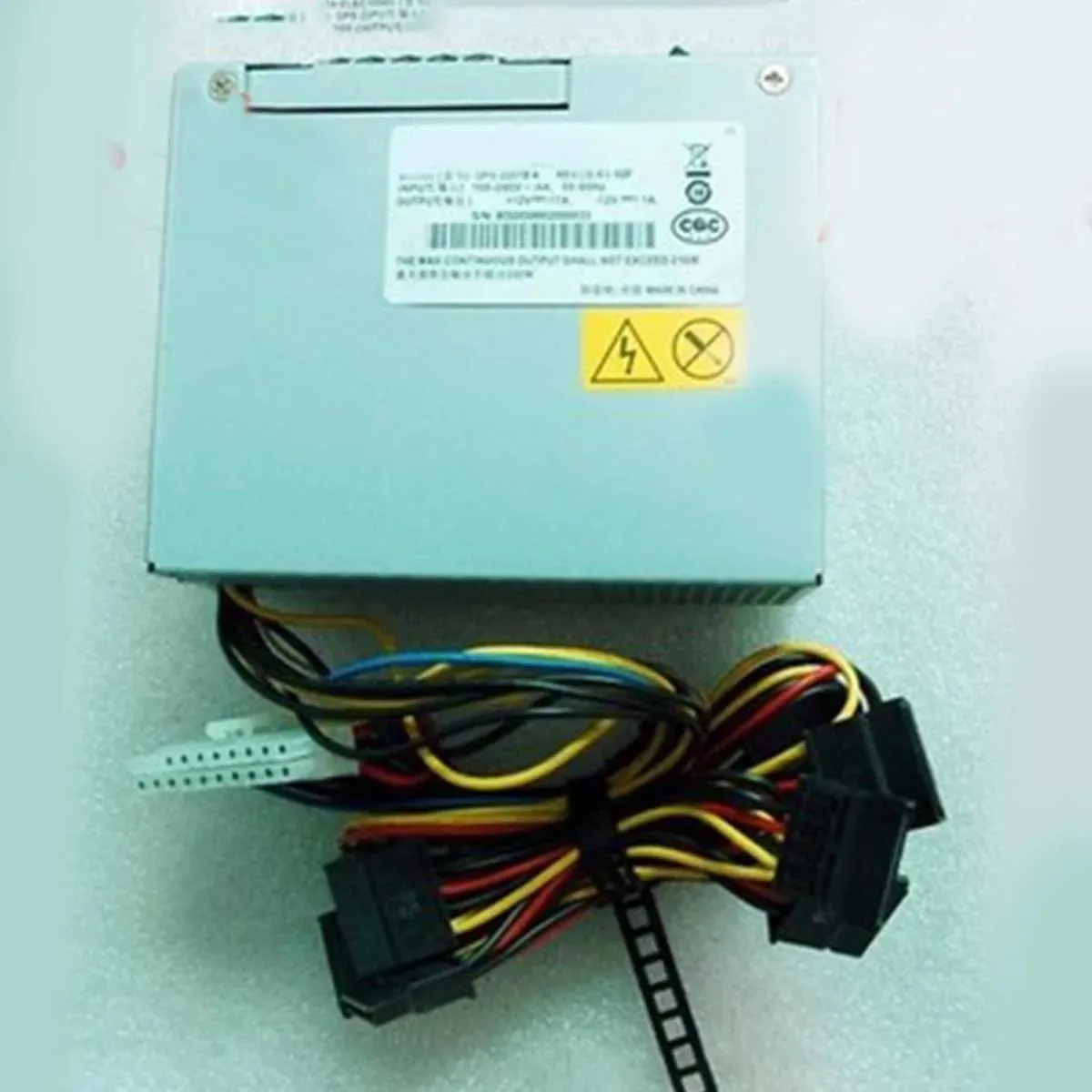 WMtec WMtec DPS-220TB 12V 17A 216W 20pin 8SATA server power supply — product photo