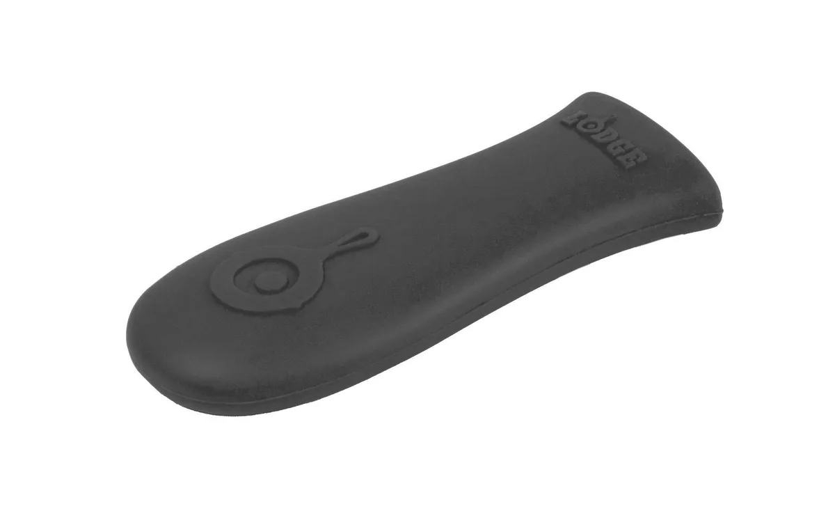Black silicone handle cover for cast iron skillets 9 inches and larger