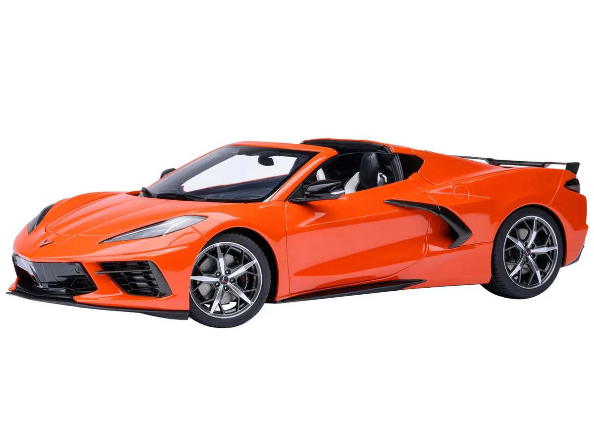 Autoart Autoart 2020 Chevrolet Corvette C8 Stingray Sebring Orange 1/18 hobby collectible — product photo