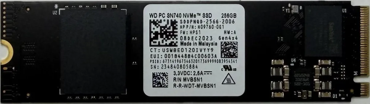 Western Digital Western Digital PC SN740 256GB NVMe internal SSD — product photo
