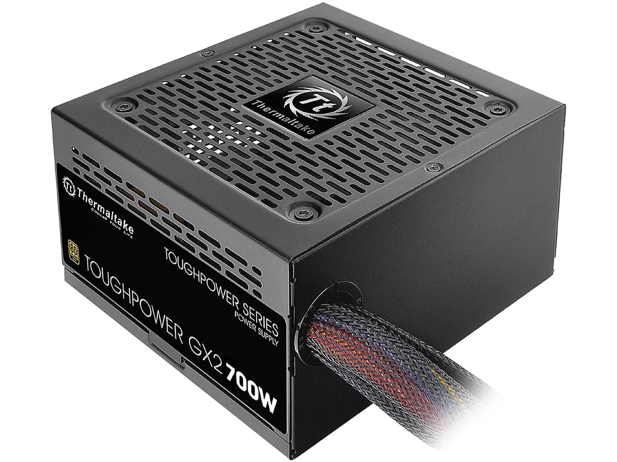 Thermaltake Thermaltake PS-TTP-0700NNFAGU-1 700 W power supply — product photo