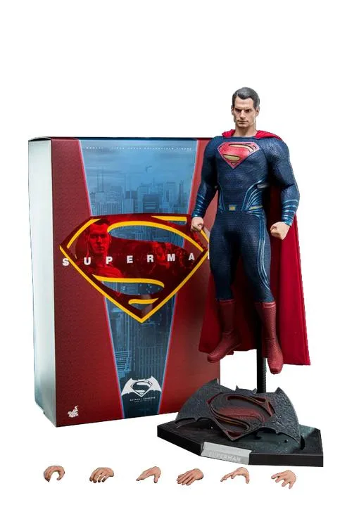 Hot Toys Hot Toys MMS343 Batman v Superman Superman 1/6 Action Figure — product photo