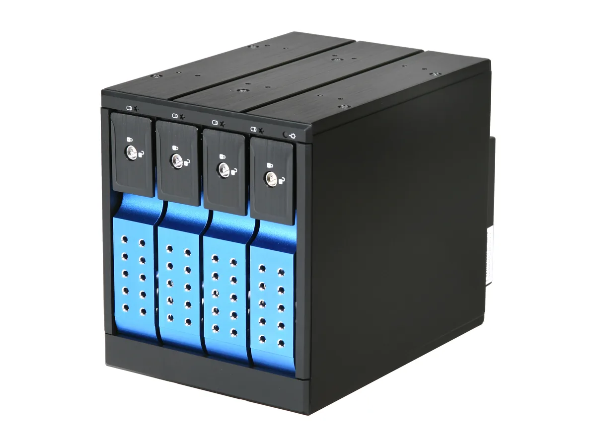 iStarUSA Inc. iStarUSA Inc. BPN-DE340SS-BLUE 3 x 5.25" to 4 x 3.5" SAS / SATA 6.0 Gbps Hot-swap Rack server accessory — product photo