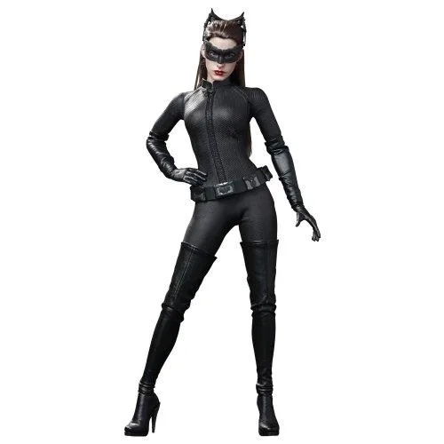 Hot Toys Hot Toys 901933 Selina Kyle Catwoman Sixth Scale Action Figure — product photo