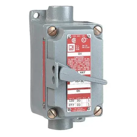 Hubbell Killark XSX-52 manual motor switch with handle operator
