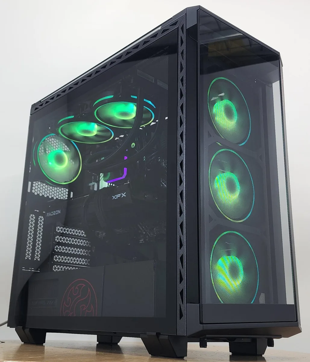 Custom Custom i5-12600KF 16GB 1TB RX 7600 XT Gaming PC — product photo