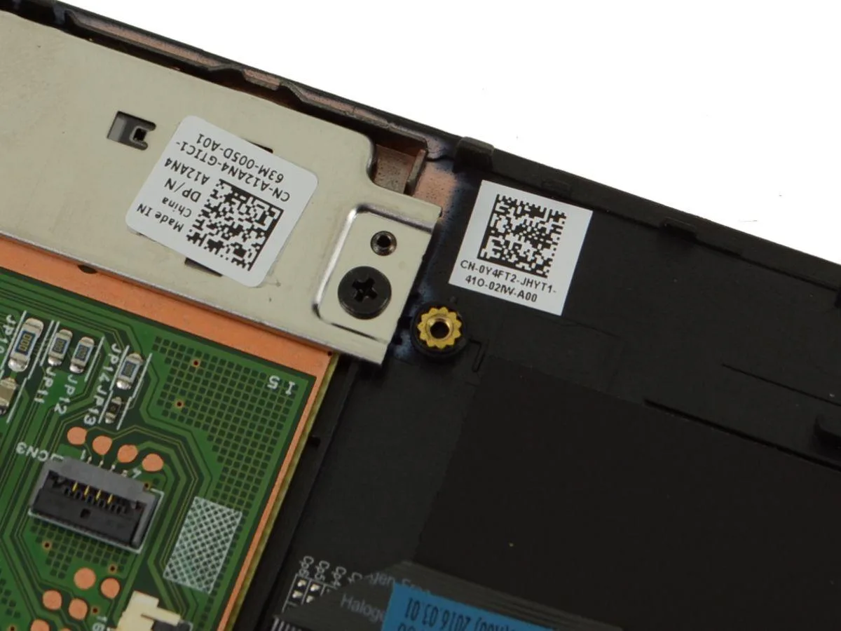 DELL DELL Latitude E7240 Palmrest Touchpad Assembly NFC Reader Y4FT2 — product photo