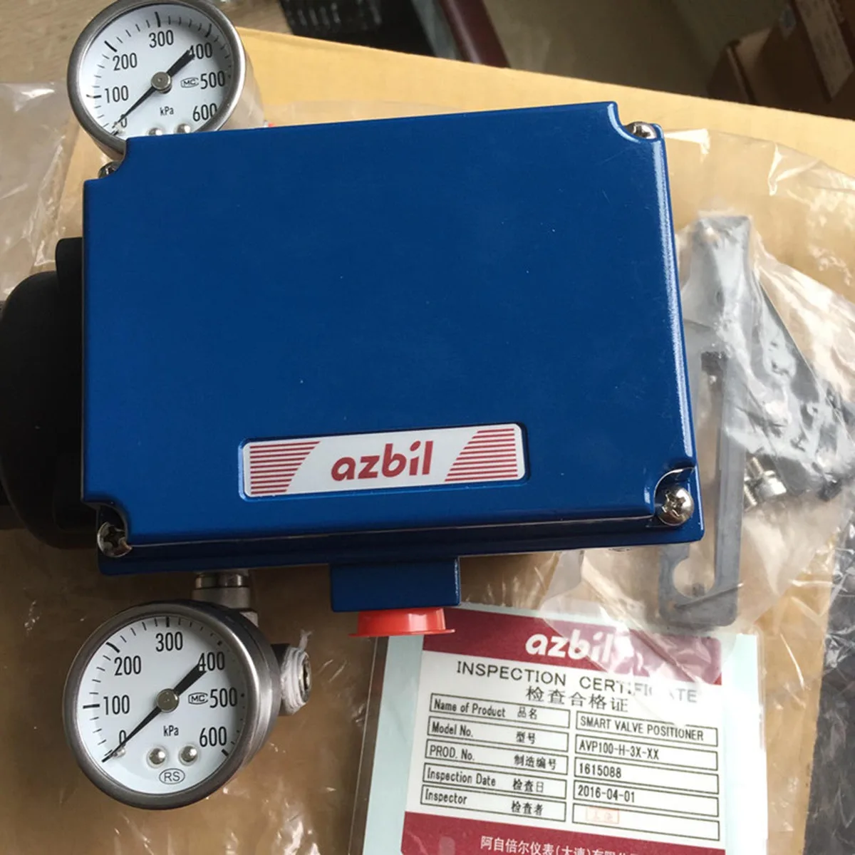 YAMATAKE YAMATAKE AVP100-H Valve Positioner electrician tool — product photo