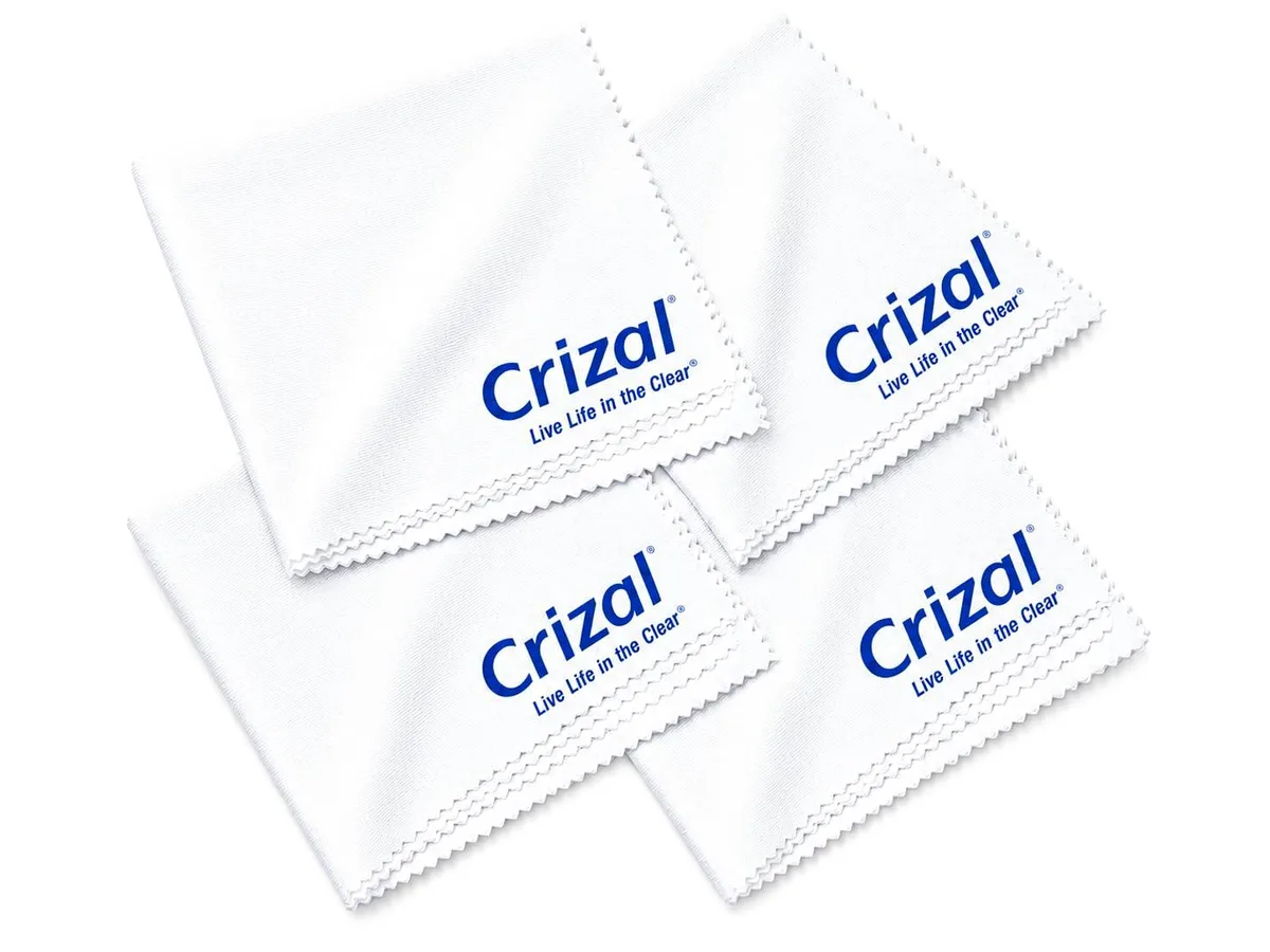 Crizal Microfiber Lens Cleaning Cloth 4 Pack — product photo