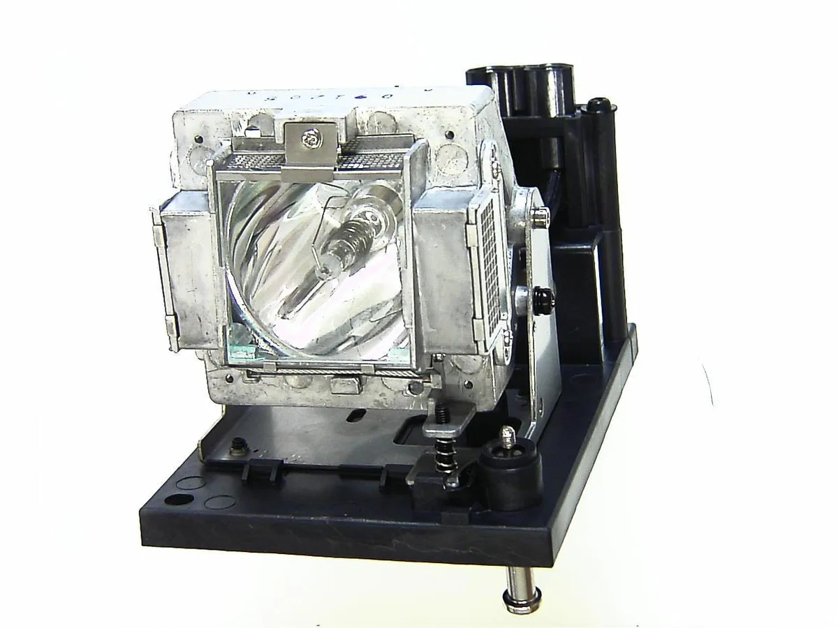 DIGITAL PROJECTION DIGITAL PROJECTION 116-380 projector lamp for EVISION WUXGA 6800 WXGA 7000 — product photo