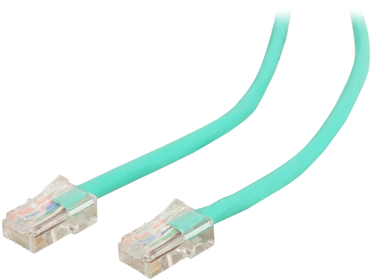 Belkin Belkin A3L791-10-GRN Cat 5e network ethernet cable 10 ft green — product photo