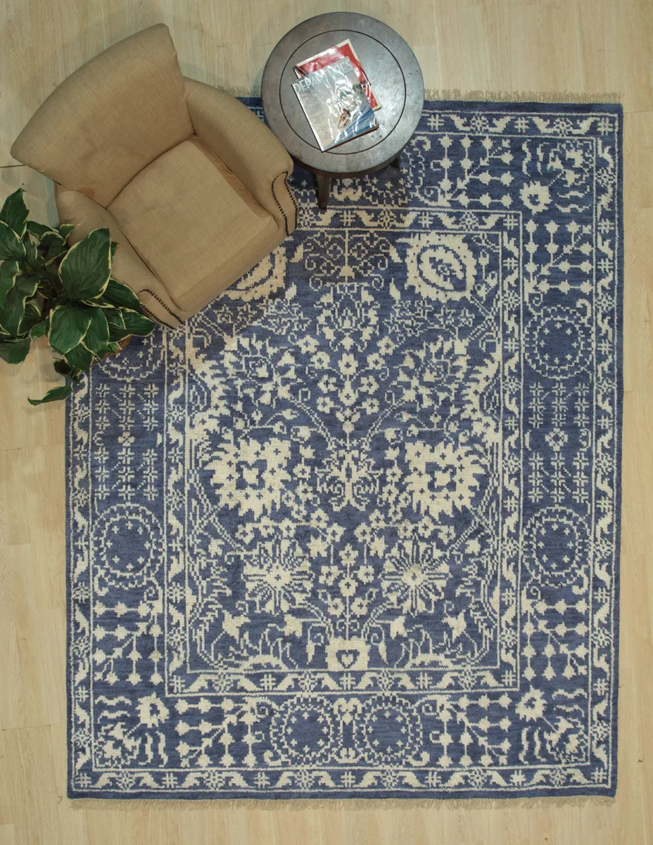 EORC EORC Hand Knotted Wool Bamboo Silk Blue Agra Area Rug 6' x 9 — product photo