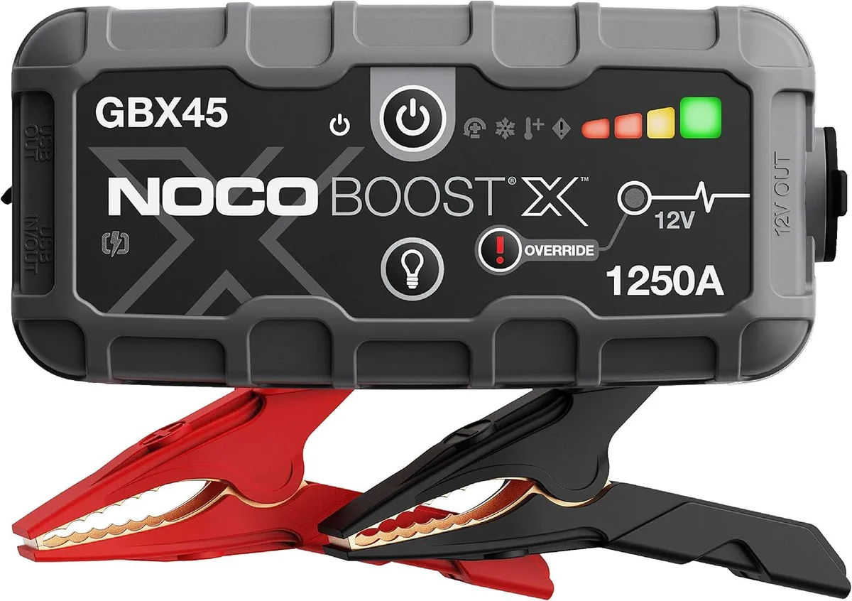 WUQ WUQ GBX45 1250A Jump Starter 6.5L Gas 4.0L Diesel car electronics accessory — product photo