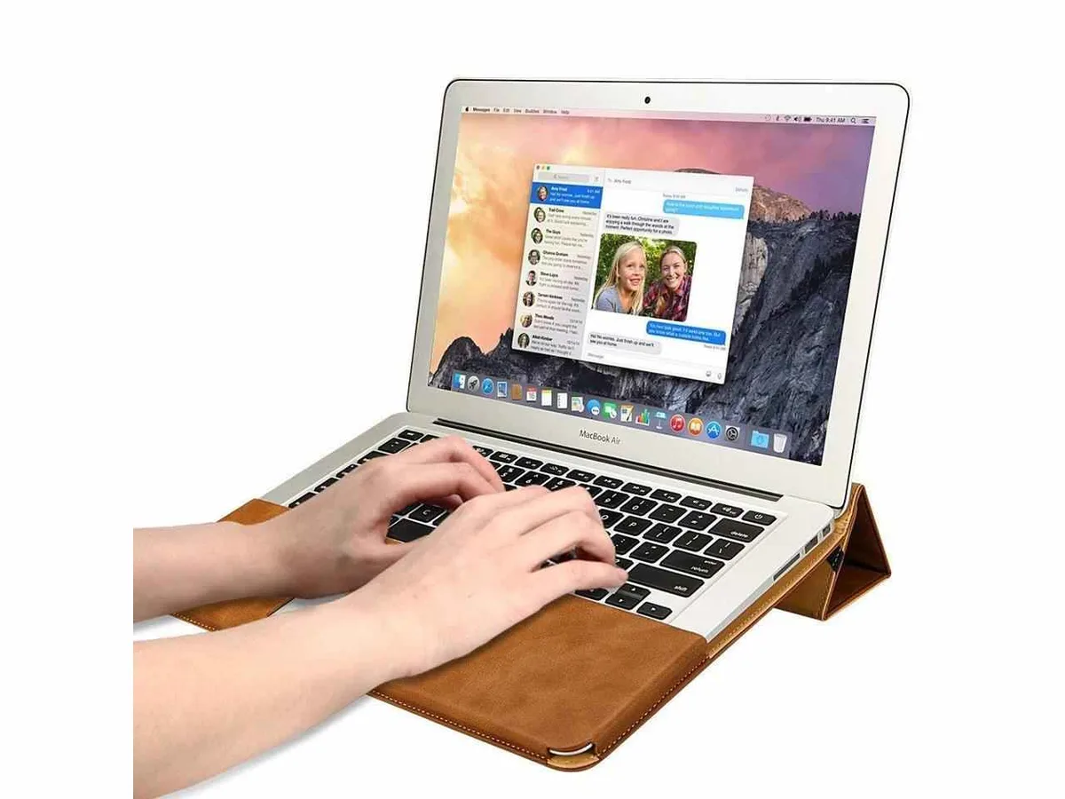 Werleo Werleo A1534 12 inch laptop case Brown — product photo