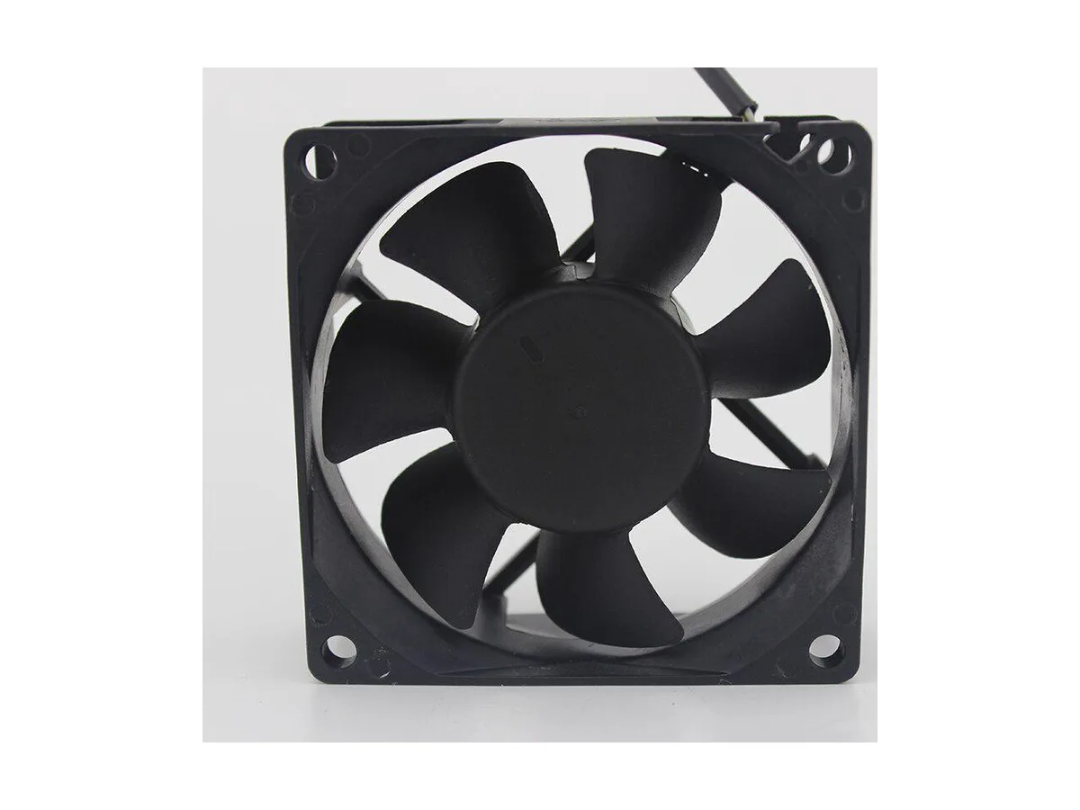 Fans Fans DS07025T12U 70mm 12V .7A 4-pin PWM case fan — product photo