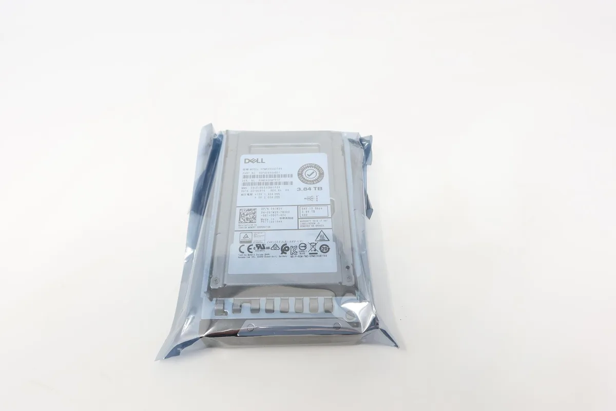 DELL DELL KPM5XVUG3T84 3.84TB SAS 12G enterprise SSD — product photo