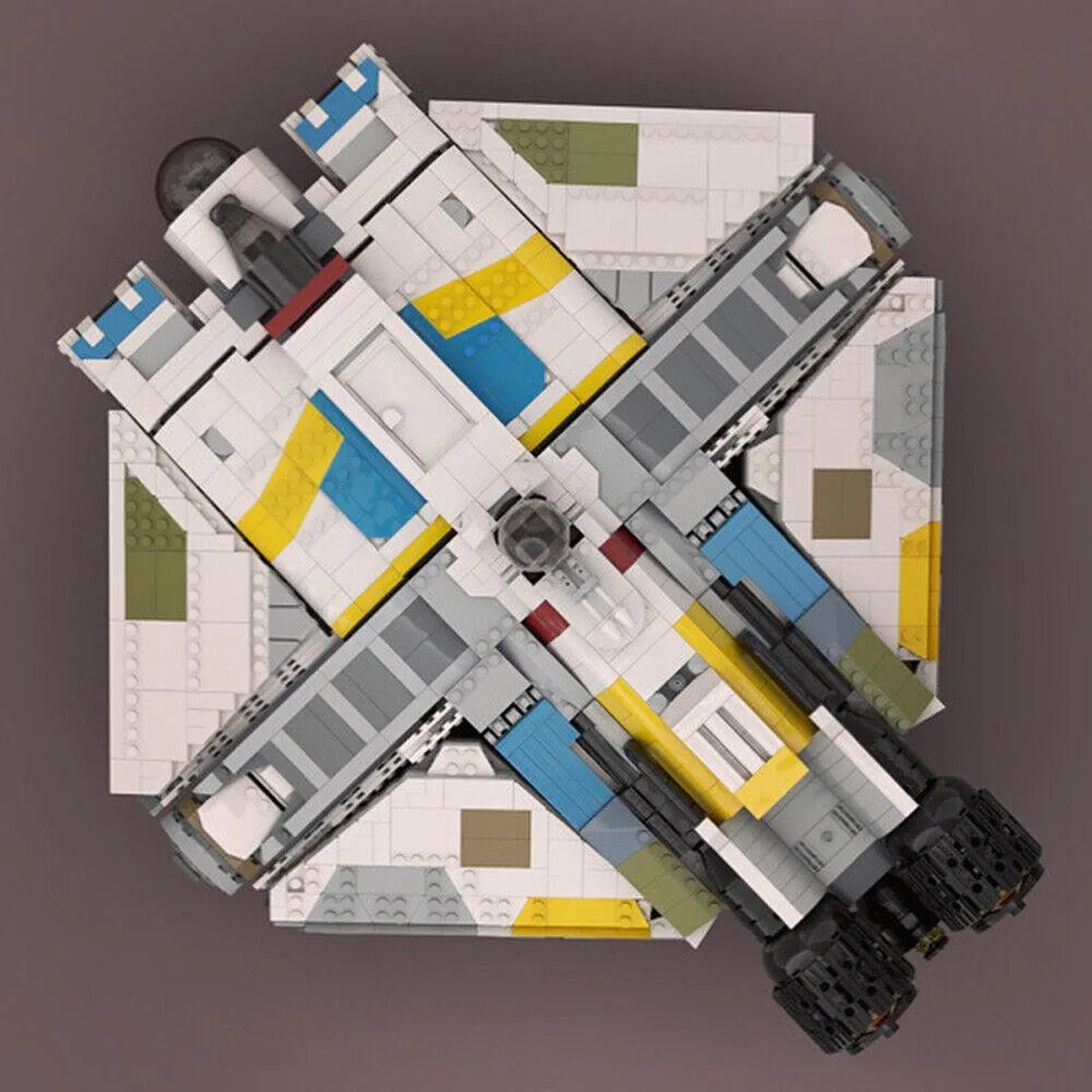 ZITIANYOUBUILD ZITIANYOUBUILD C4193 Star Wars Freighter Building Set 2697 Parts — product photo