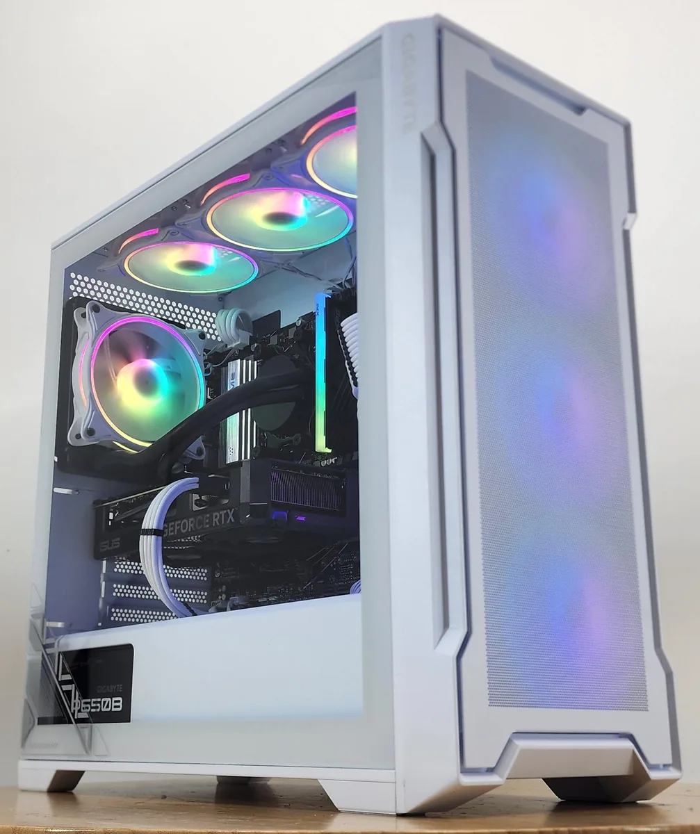 Custom Custom Ryzen 5 8500G RTX 4060 Ti 16GB DDR5 1TB NVME gaming PC — product photo