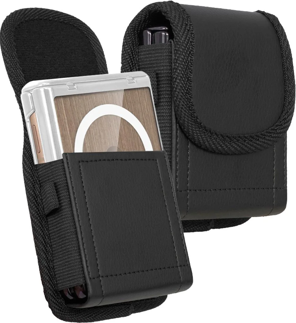 Nakedcellphone Nakedcellphone Electro Case &amp; Pouch Combo MagSafe Silver for RAZR ULTRA 2025/2026 — product photo