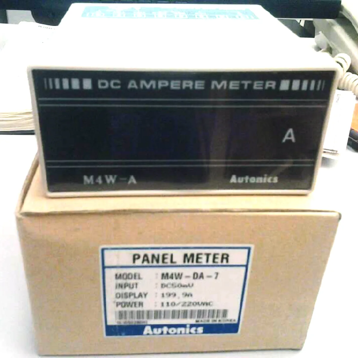 Autonics Corp Autonics Corp M4W-DA-7 14mm 200A/50mV DC ammeter electrician tool — product photo