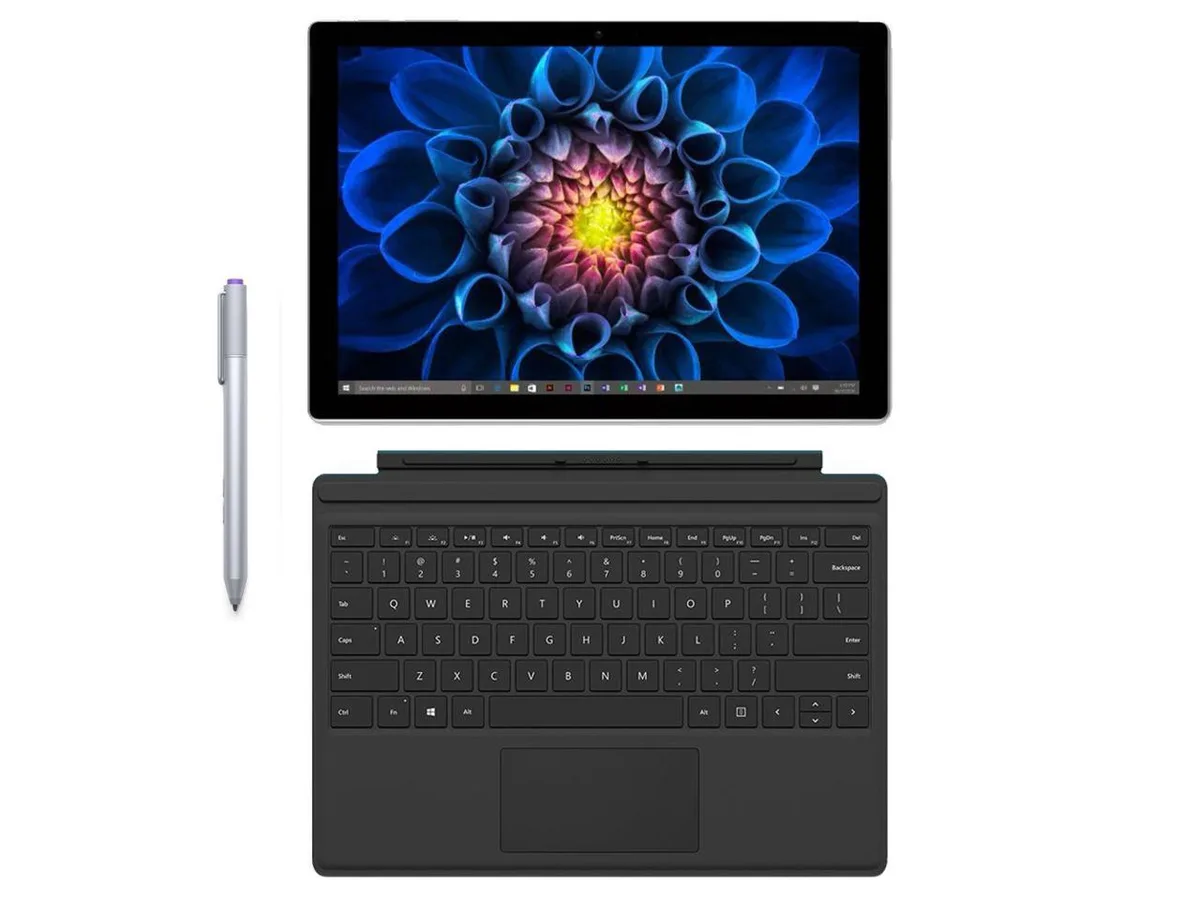 Microsoft Microsoft Surface Pro 3 tablet 12.3" Intel Core i3-4020Y 4GB 64GB Windows 10 with Type Cover — product photo