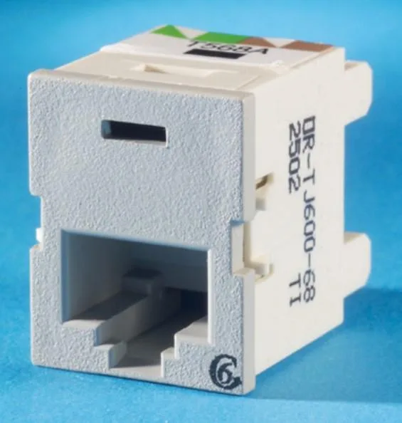 ON-Q LEGRAND ON-Q LEGRAND Clarity 6 TracJack 180 degree Wiremold Lt Gray adapter — product photo