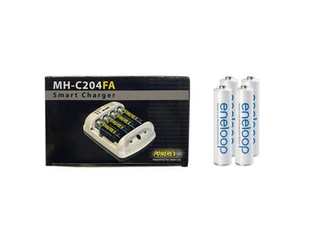 Panasonic Panasonic MH-C204FA charger with 4 AAA 800 mAh batteries — product photo