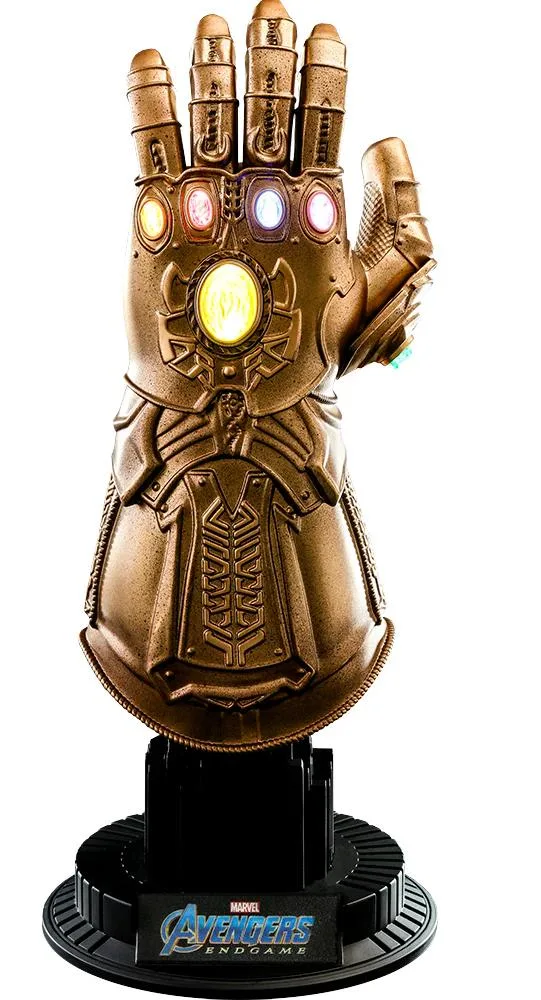 Hot Toys Hot Toys ACS007 Avengers Endgame Infinity Gauntlet 1/4 scale action figure — product photo