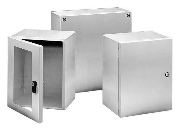 Brushed 304 stainless steel electrical enclosure 9.84 in high 5.91 in deep with quarter-turn latch