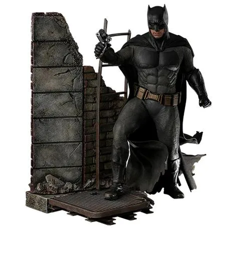 Hot Toys Hot Toys MMS732 Batman Deluxe Version 1/6 action figure — product photo