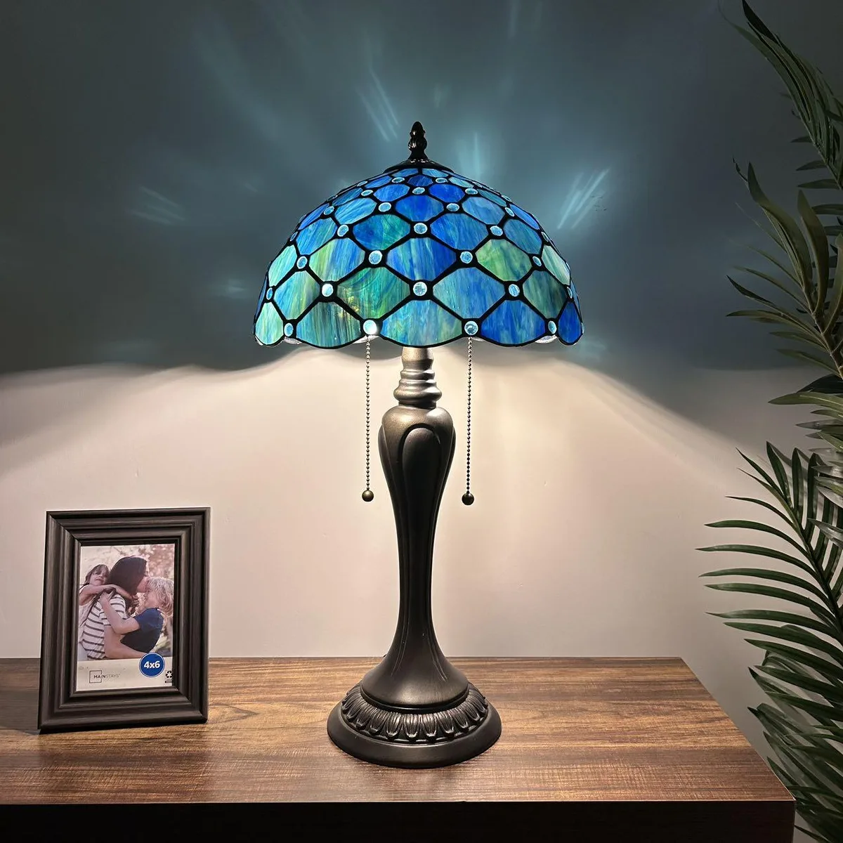 XIN CHENG TIFFANY LIGHTING XIN CHENG TIFFANY LIGHTING Tiffany Style Table Lamp Blue Green Stained Glass 12"W 22"H — product photo