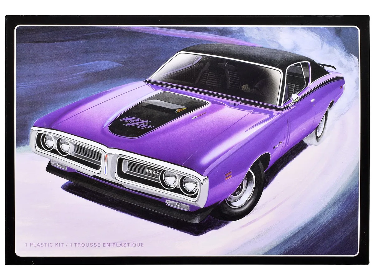 AMT AMT AMT1442M 1/25 1971 Dodge Hemi Charger R/T Hobby Collectible — product photo