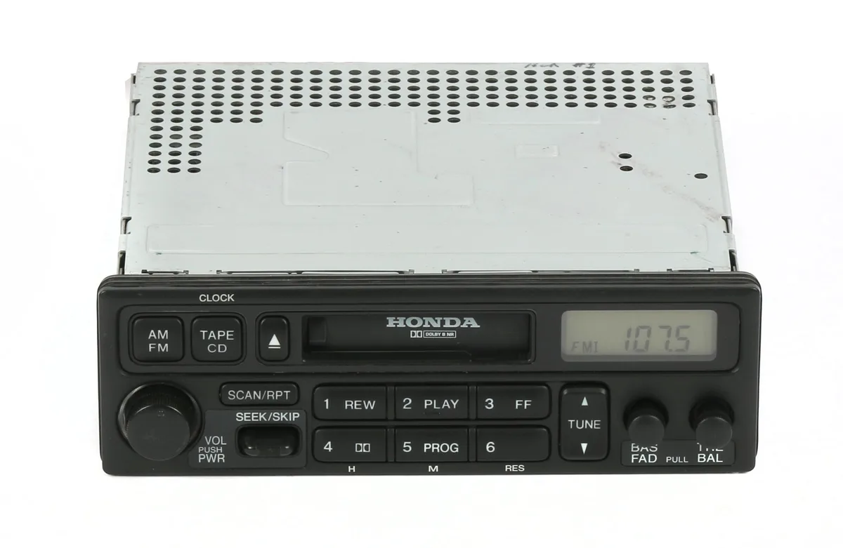 1 Factory Radio 1 Factory Radio 39100-S84-A010-M1 2PA0 receiver — product photo