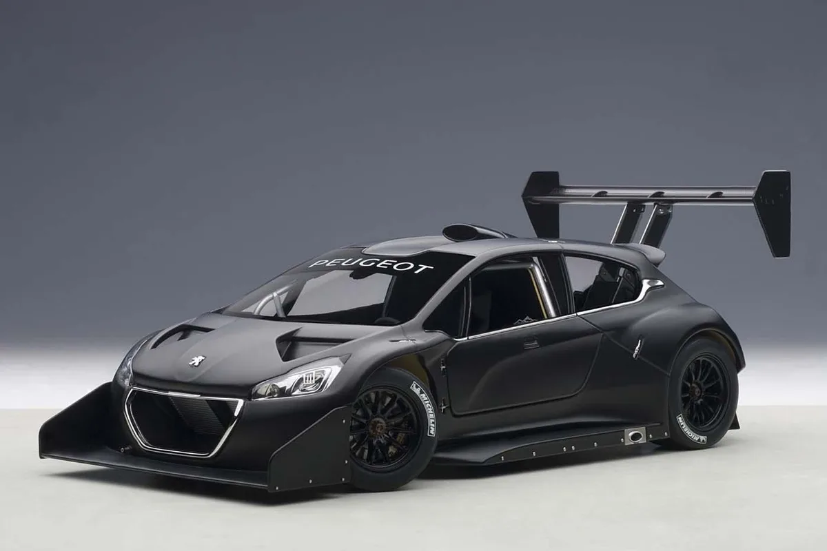 Autoart Autoart 2013 Peugeot 208 T16 Pikes Peak Plain Black 1/18 Vehicle — product photo
