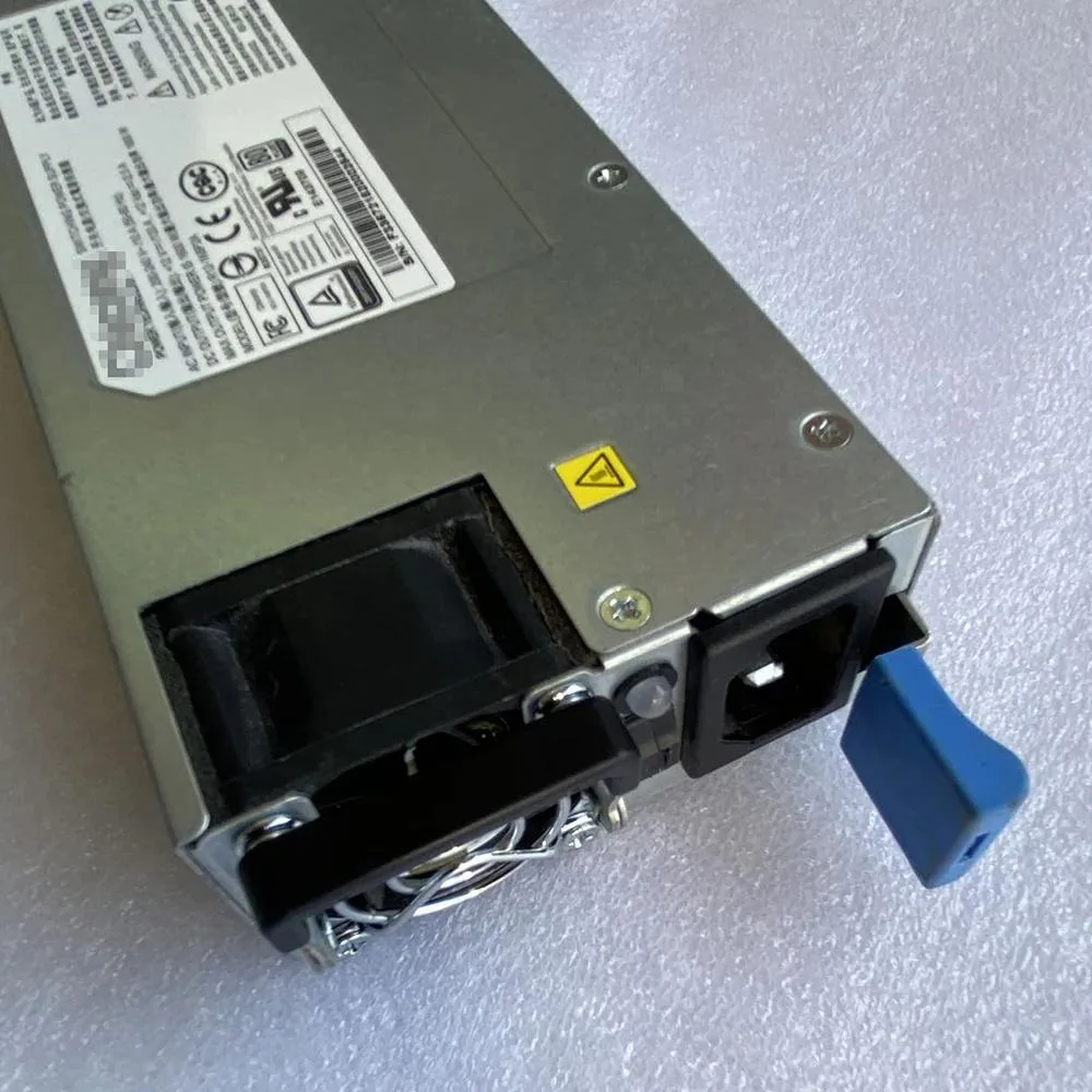 KHACHIMO KHACHIMO RQ940 NF8470M3 R12-1K6P2A 1600W power supply — product photo